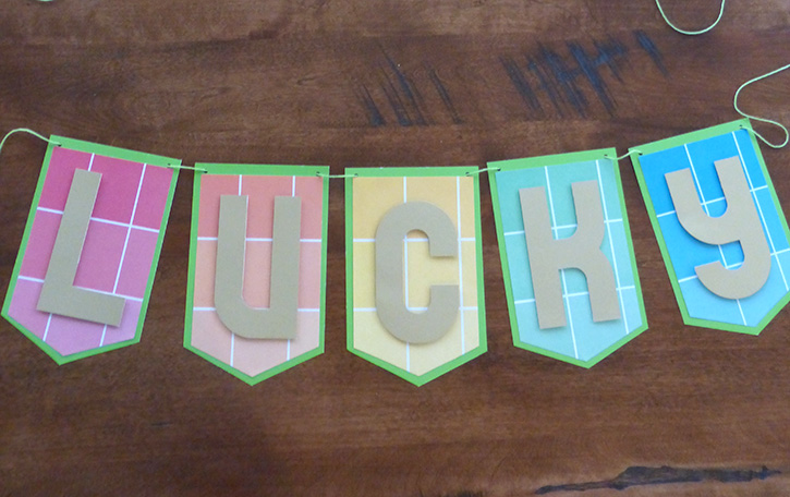 Glue-Dots-Lucky-Banner-finished