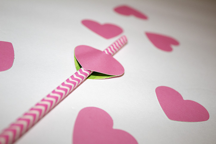 Glue-Dots-Valentine-Straws-connect