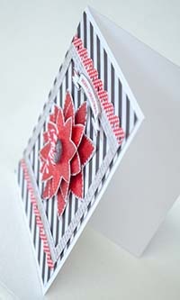 glue-dots-christmas-card-poinsettia