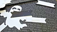 glue-dots-ghost-straws-inuse