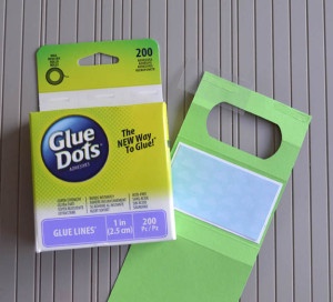 Glue Dots Leprechaun Door Hanger with 1" Glue Lines