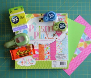 Glue Dots Leprechaun Door Hanger Supplies
