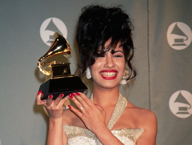 selenacoverdos-635x480