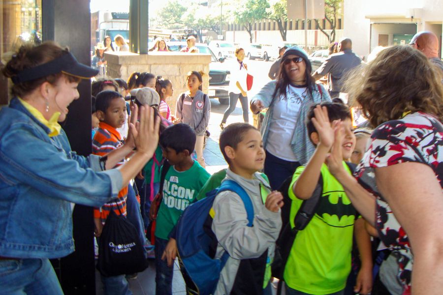 45-outdoor-team-building-activity-ideas-for-work-groups-2