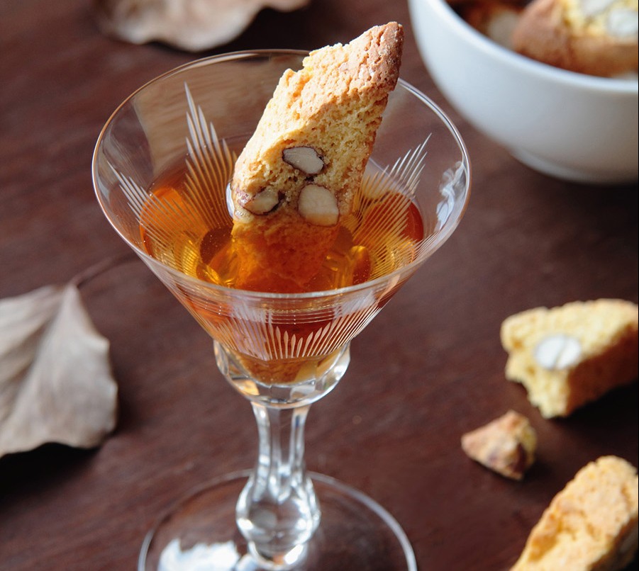 DHvillas-Cantucci e Vin Santo