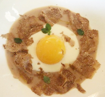 DHvillas-Degustare il tartufo3