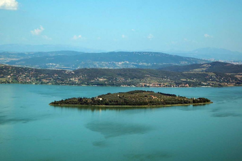 DHvillas-Isola Polvese