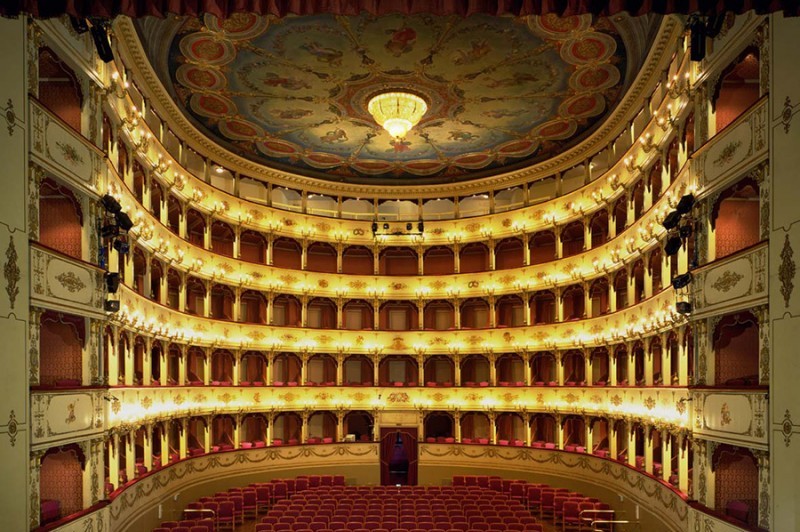 DHvillas-Teatro Rossini - Pesaro-1