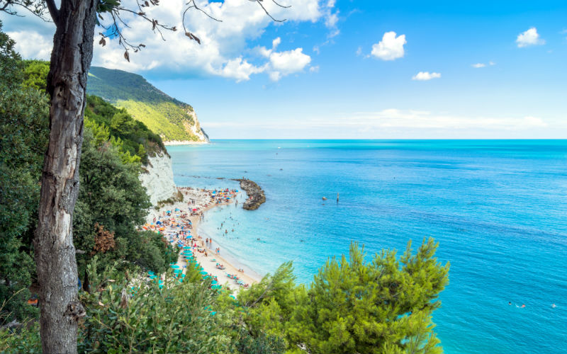 travel to Le Marche for a week