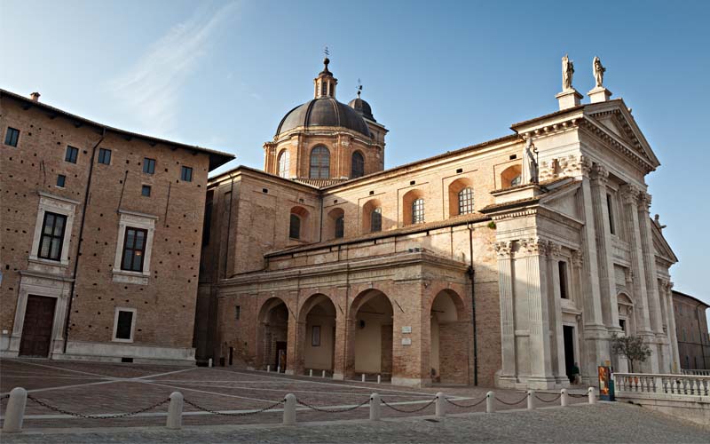 visit le marche in a week 