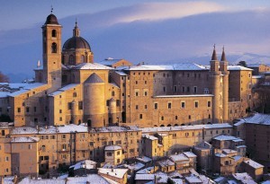 romantic weekend marche