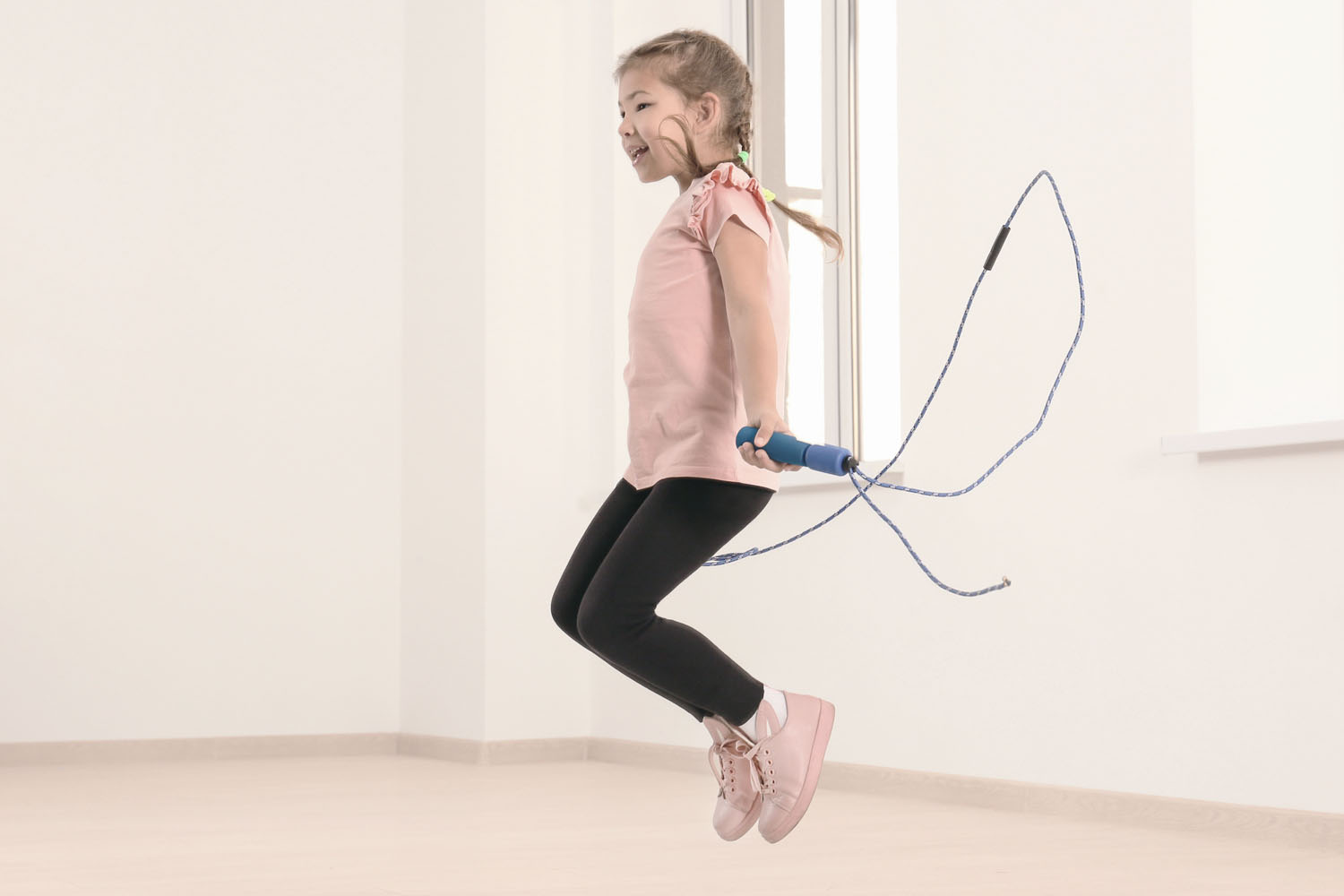 PHO_Girl jumping rope_Fun Exercises for Healthier Kids