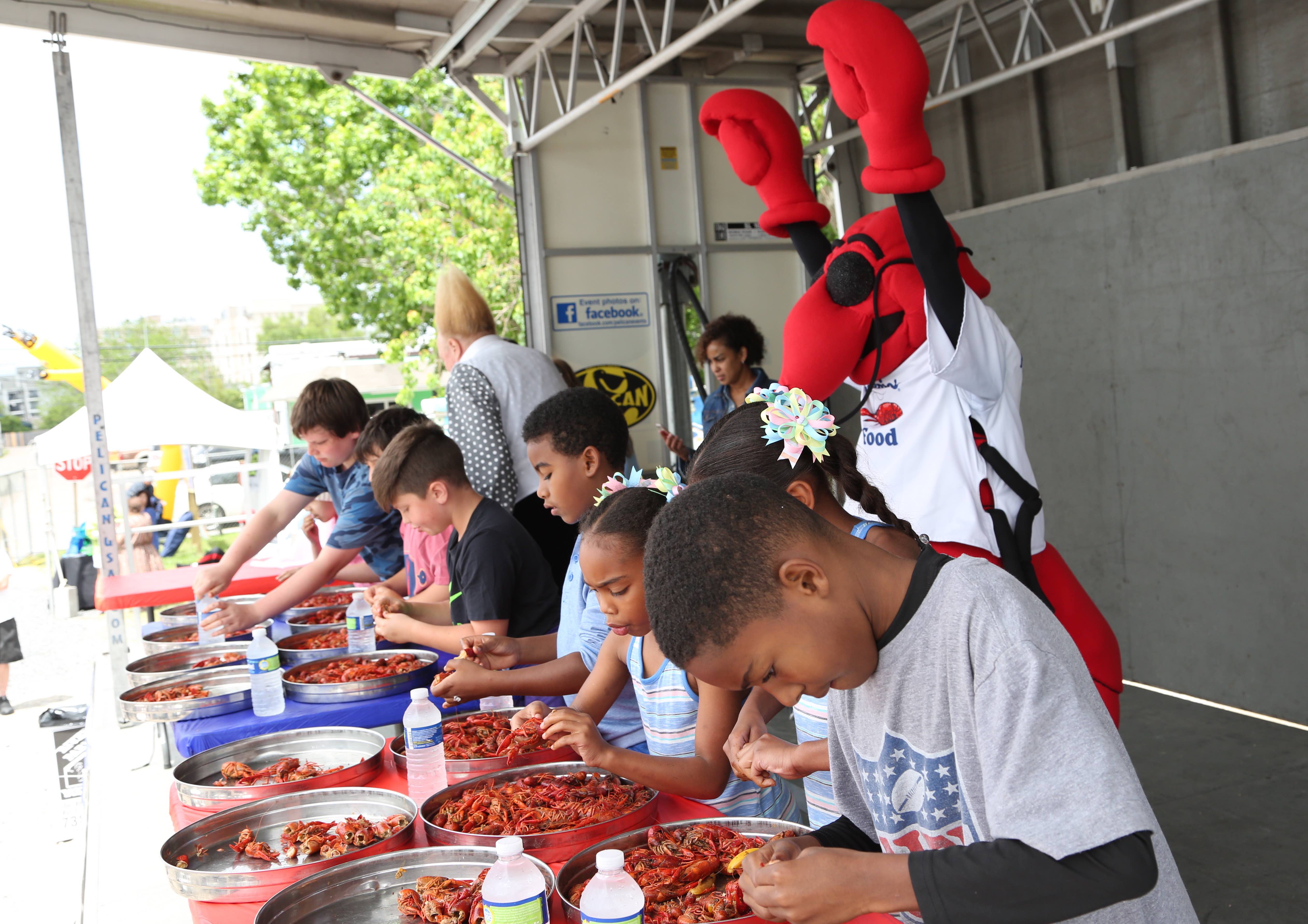 Pinch A Palooza kids crawfish eating contest.jpg