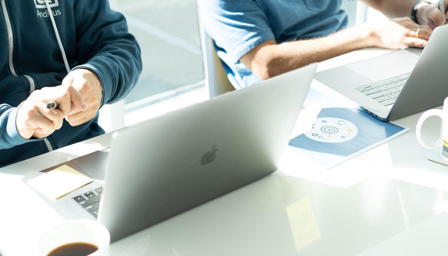 andplus custom mobile, web and iot applications