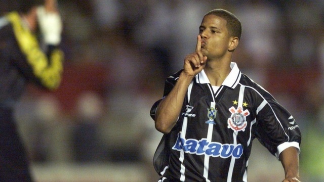 Ídolo e goleador, ex-jogador do Palmeiras recebe grande homenagem