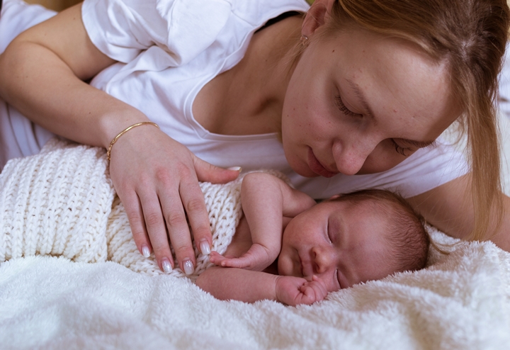 Mar 10 - Guide to Safe Co-Sleeping with Your Baby