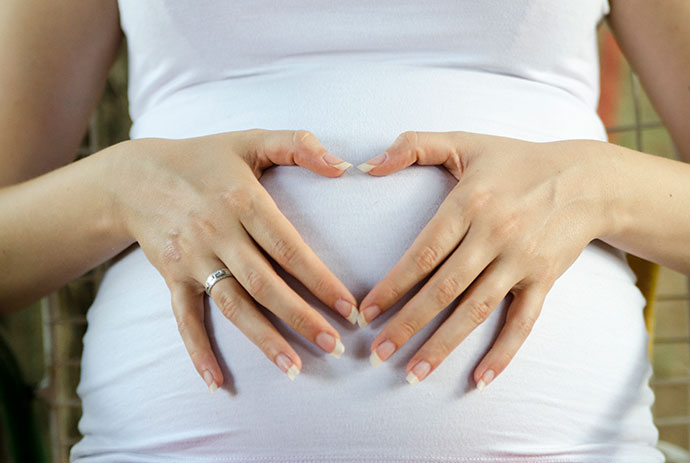 Sep19-Prevent-Stretchmarks-During-Pregnancy