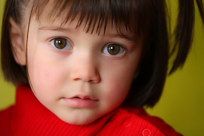 june02-causes-of-cataracts-in-children.jpg