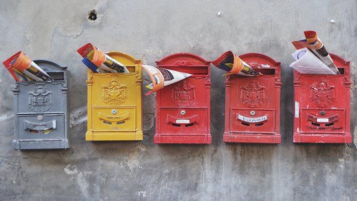 LOPERA DIGITAL: Los buzones de correos están en vías de extinción.