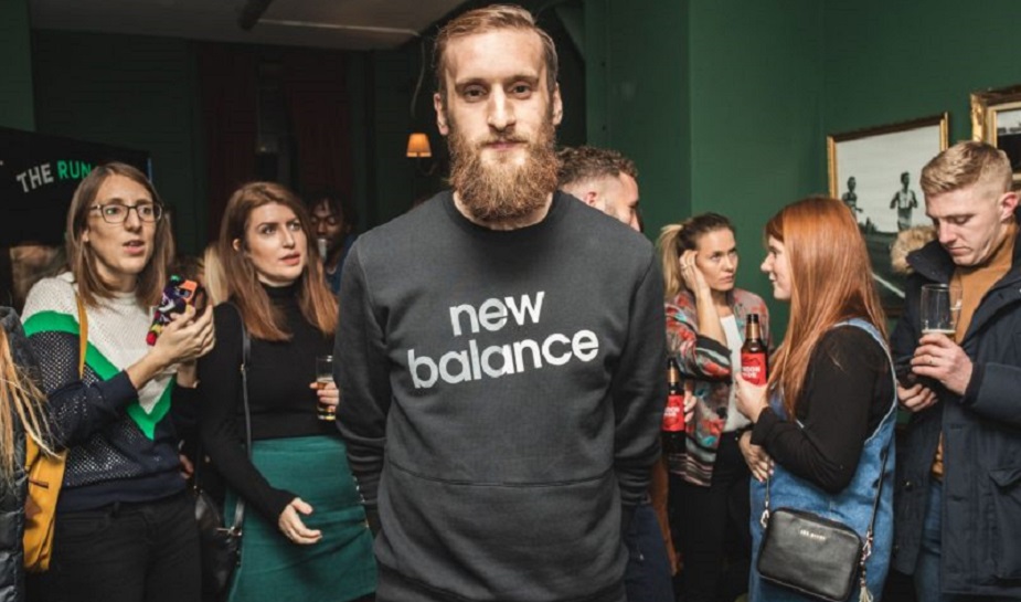 overeenkomst Keel Moreel The Runaway: New Balance rewards runners at the pop-up-pub - Because