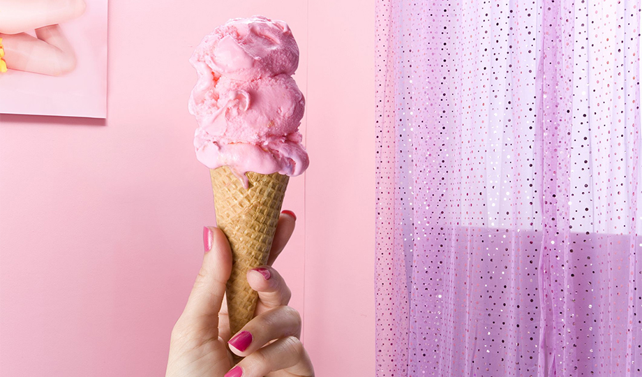 Pink color ice cream store most popular lovely gelato shop design