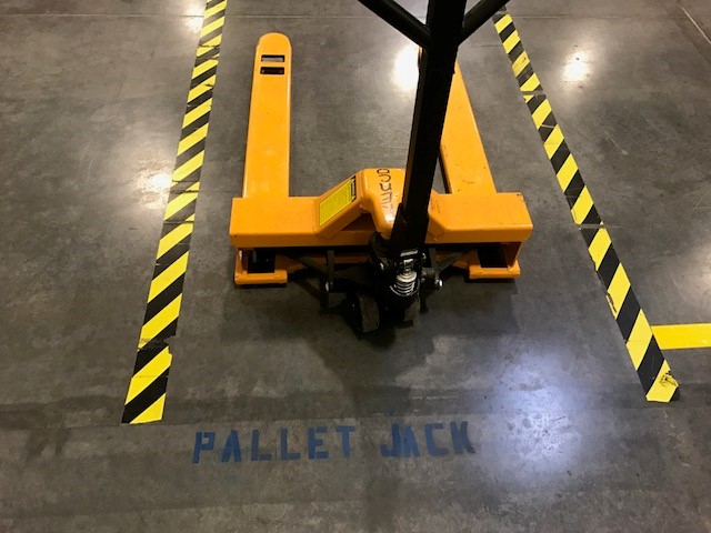 how-to-implement-visual-control-in-your-warehouse-pallet-jack.jpg