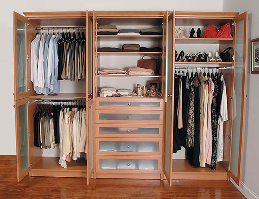 A Er S Guide To Custom Closets