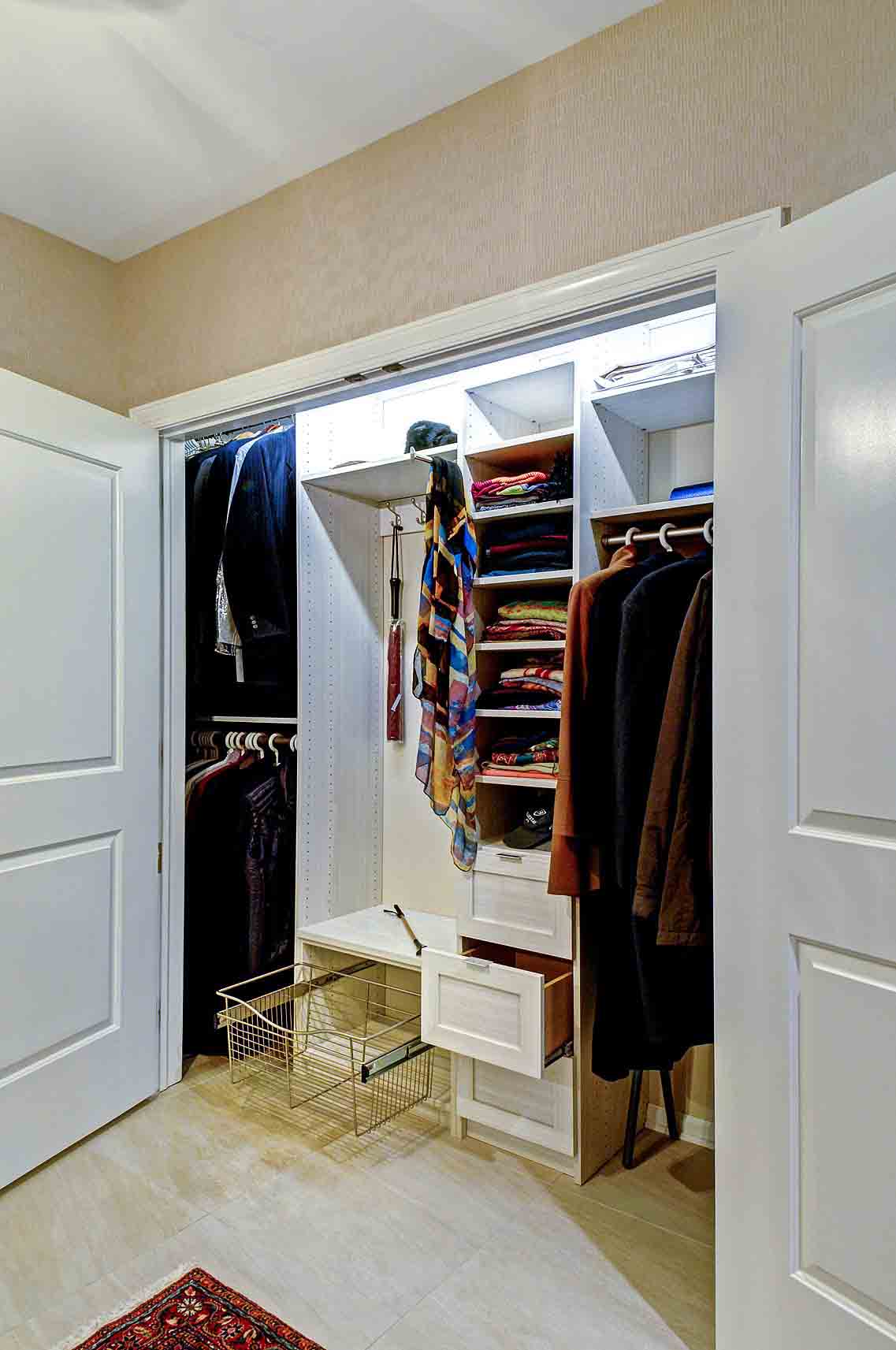 6 Ideas For Designing Your Custom Reach In Closet