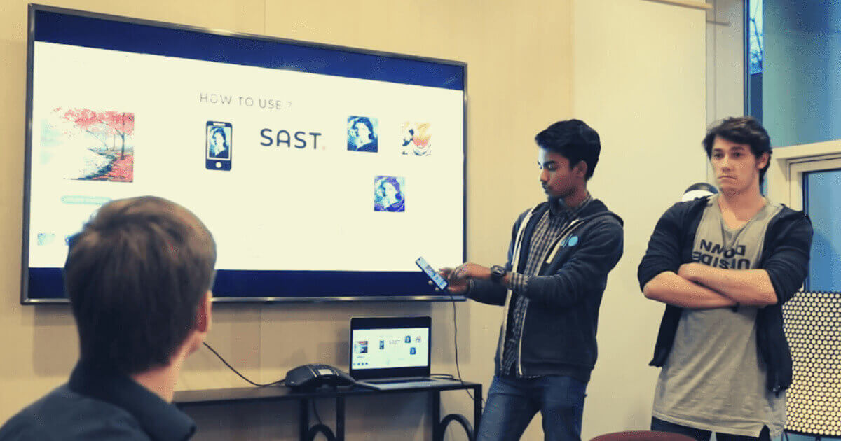 SC West is one of the most important security trade fairs worldwide. This year the IoT safety & security startup SAST is presenting a real premiere: the first live hackathon on the occasion of the important security event.