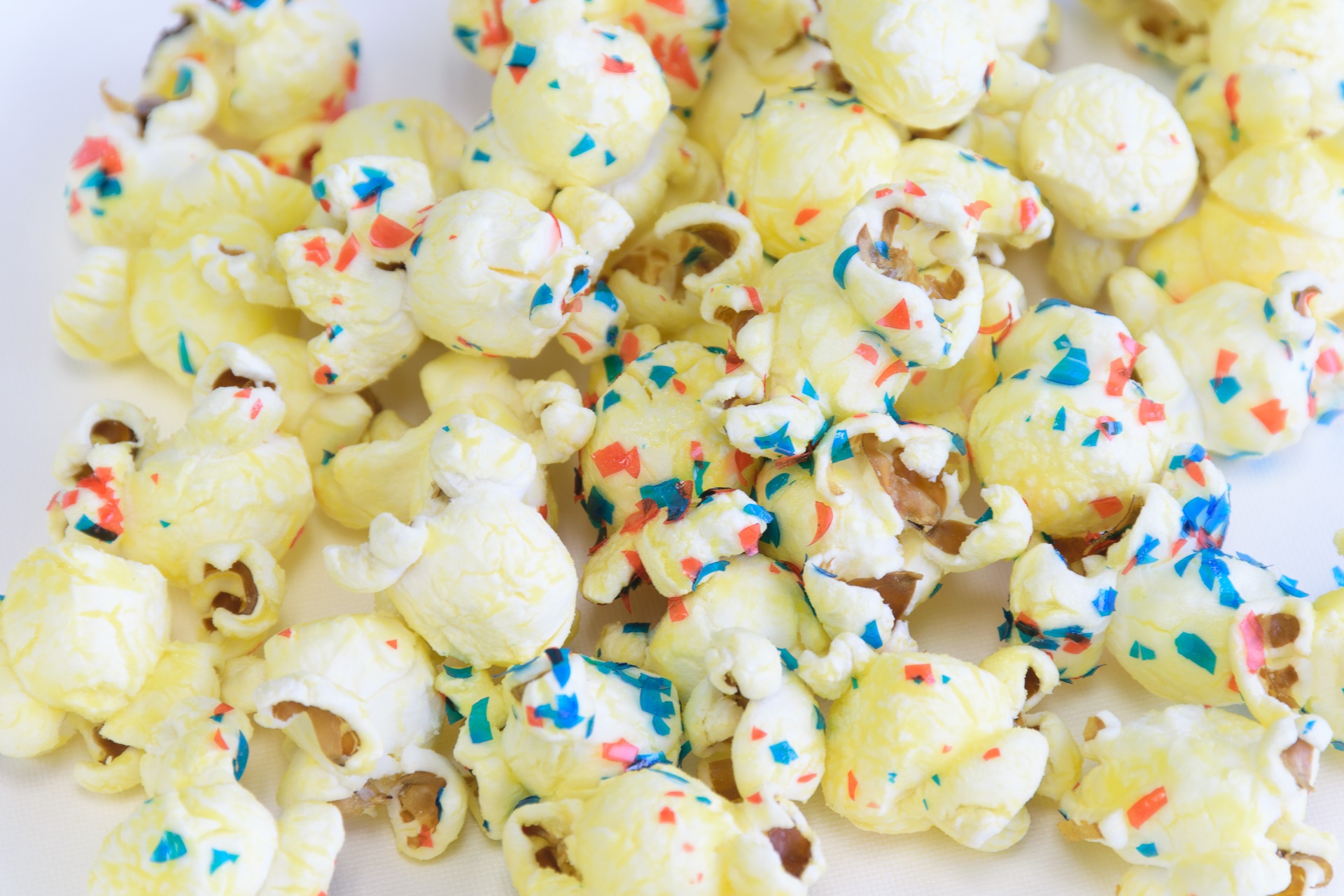 popcorn-w-blue-and-red-glitter.jpg
