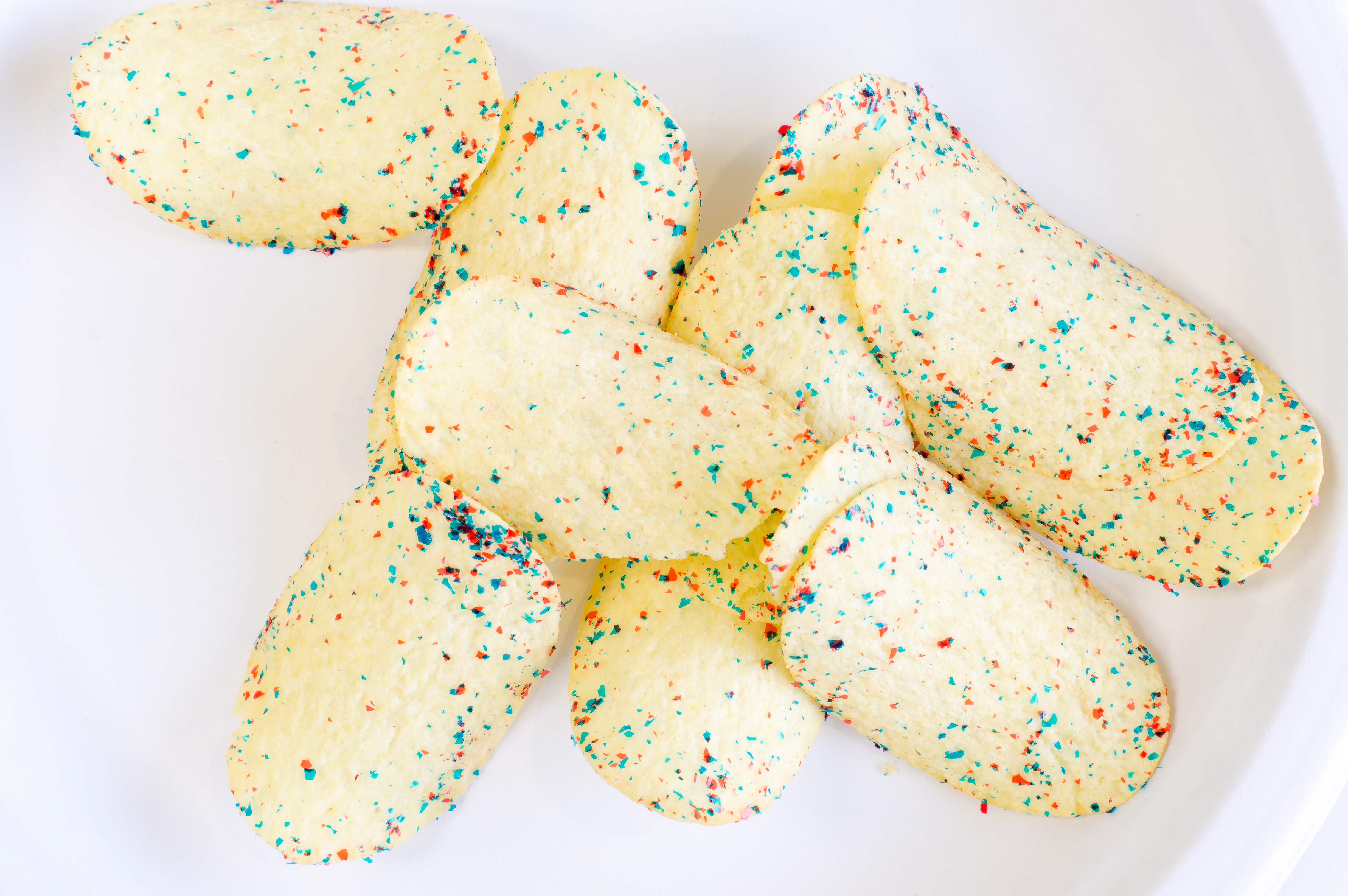 4th-of-july-chips Potato Chips with 4th of July red and blue glitter for Seasonal Line Extensions