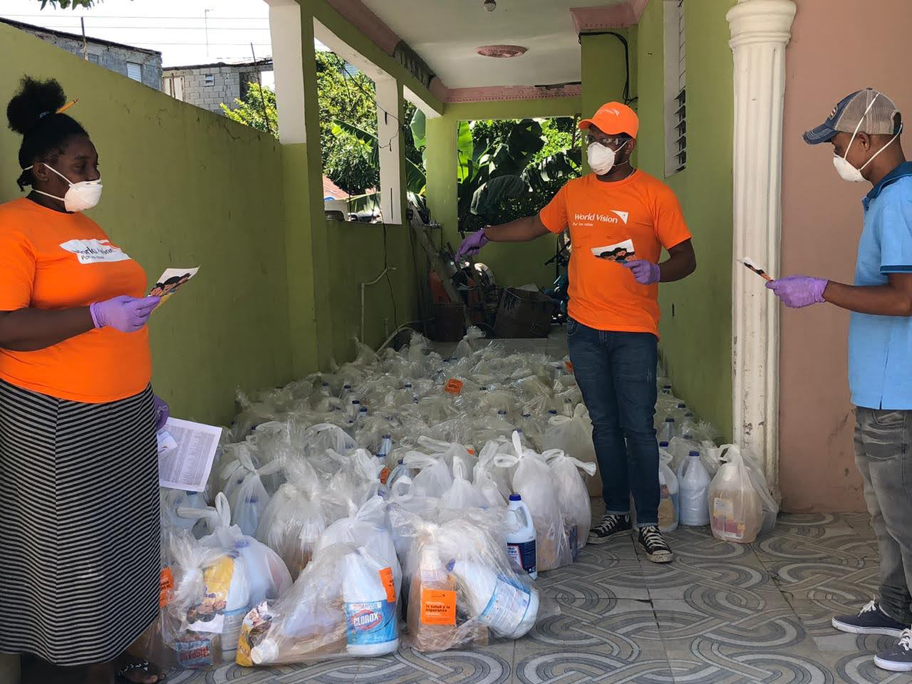 world vision kits de higiene haina