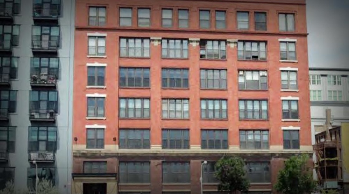 Construction Begins on Office/Commercial Building in Chicago