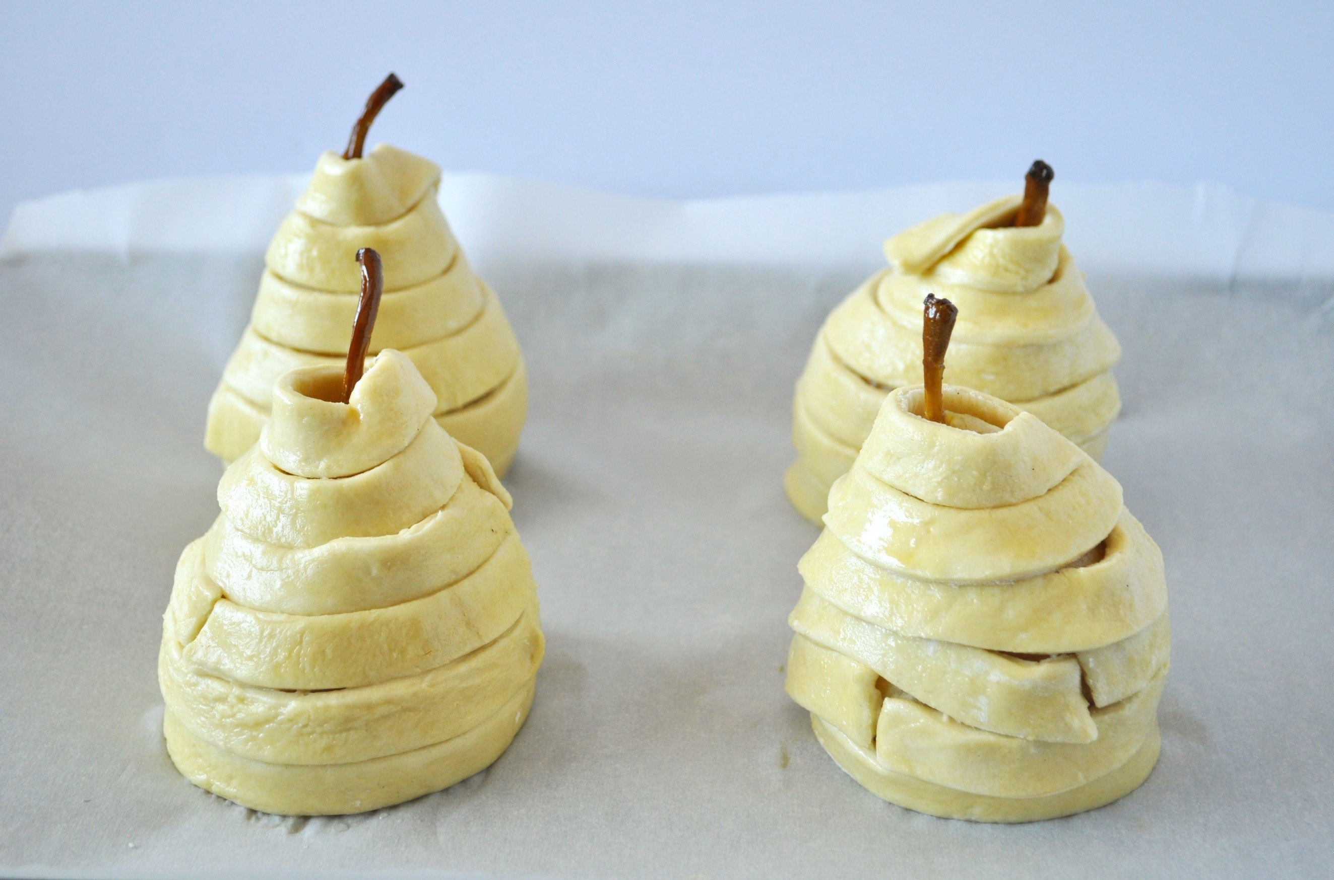 Honeyed Pears in Puff Pastry Recipe: How to Make It