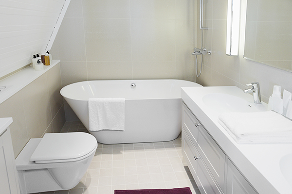 Uitgelezene Een kleine badkamer renoveren: hoe haal je het maximum uit een PE-05
