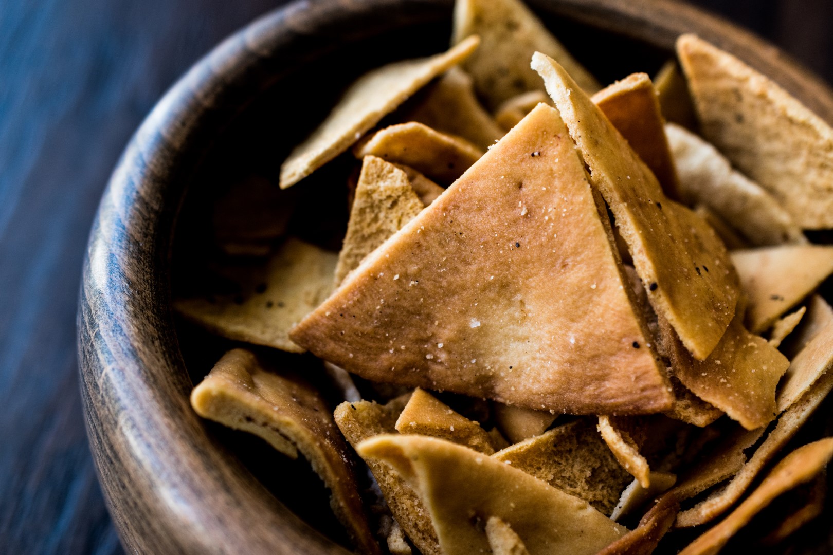 How to Make Pita Chips (Easy Recipe) 