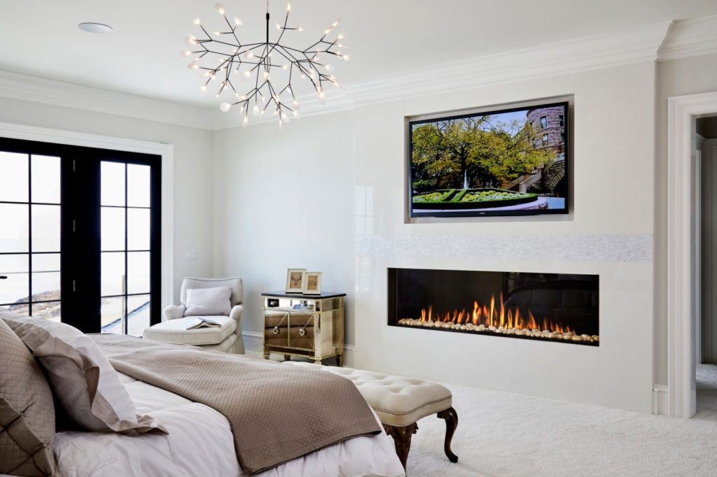 https://cdn2.hubspot.net/hubfs/5208252/Imported_Blog_Media/Arrange-a-Living-Room-with-a-Fireplace-1024x682.jpg