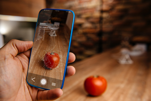 How to Use AR (Augmented Reality) to Improve the Customer Experience