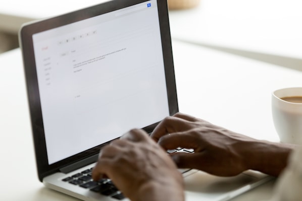 how-to-introduce-yourself-over-email