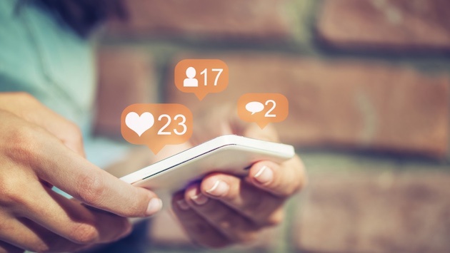 A marketer reads up on Social media trends