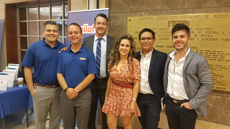 Agiloft staff and Red de Firmas staff at RDF Techshow 2019