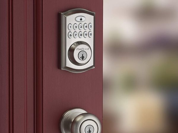 Best Smart Locks For Airbnb Rentals