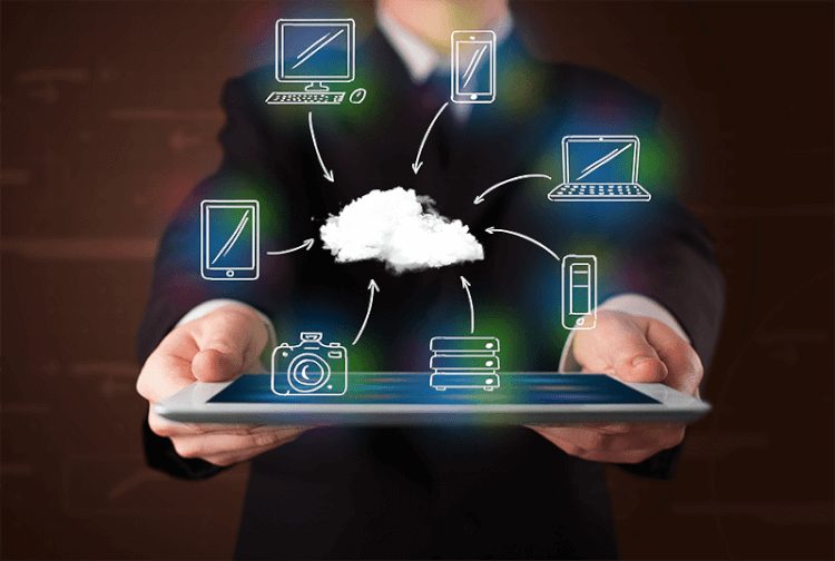 企業でのクラウドサービスの利用は当たり前に-02