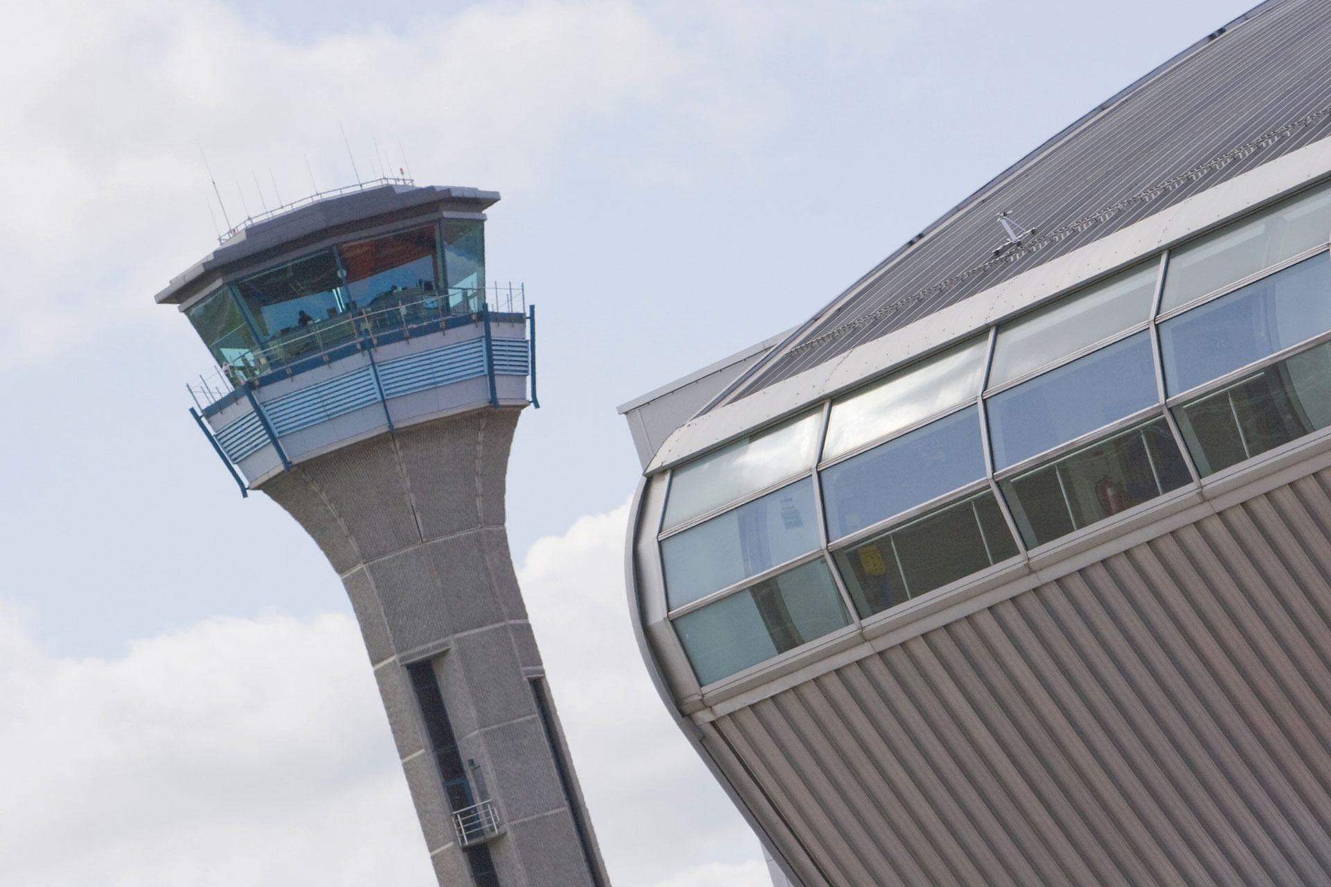 NS-Ltd-London-Luton-Airport