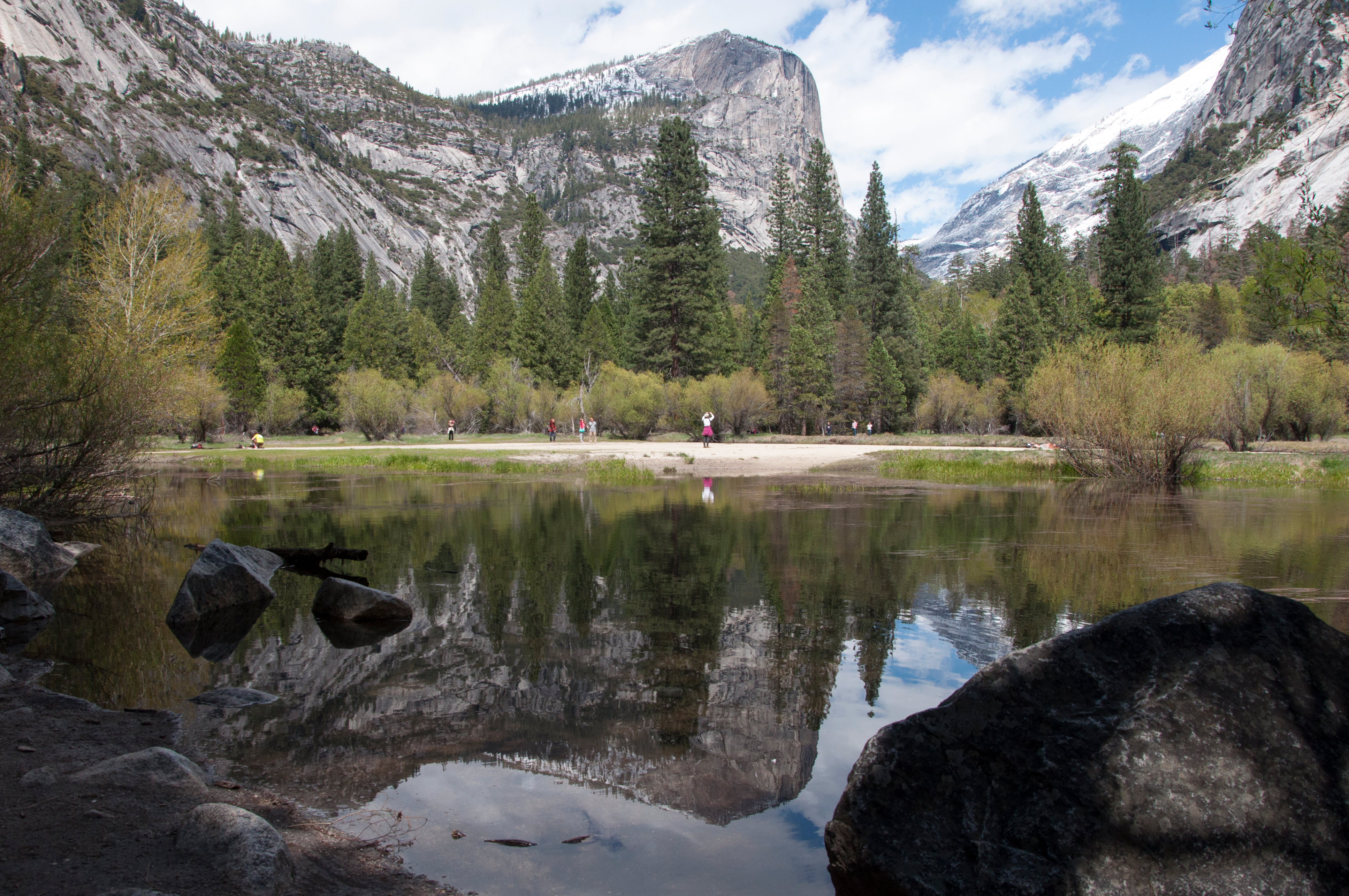 mirror-lake-yosemite-valley