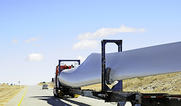 公路和海上旅行的独特运输