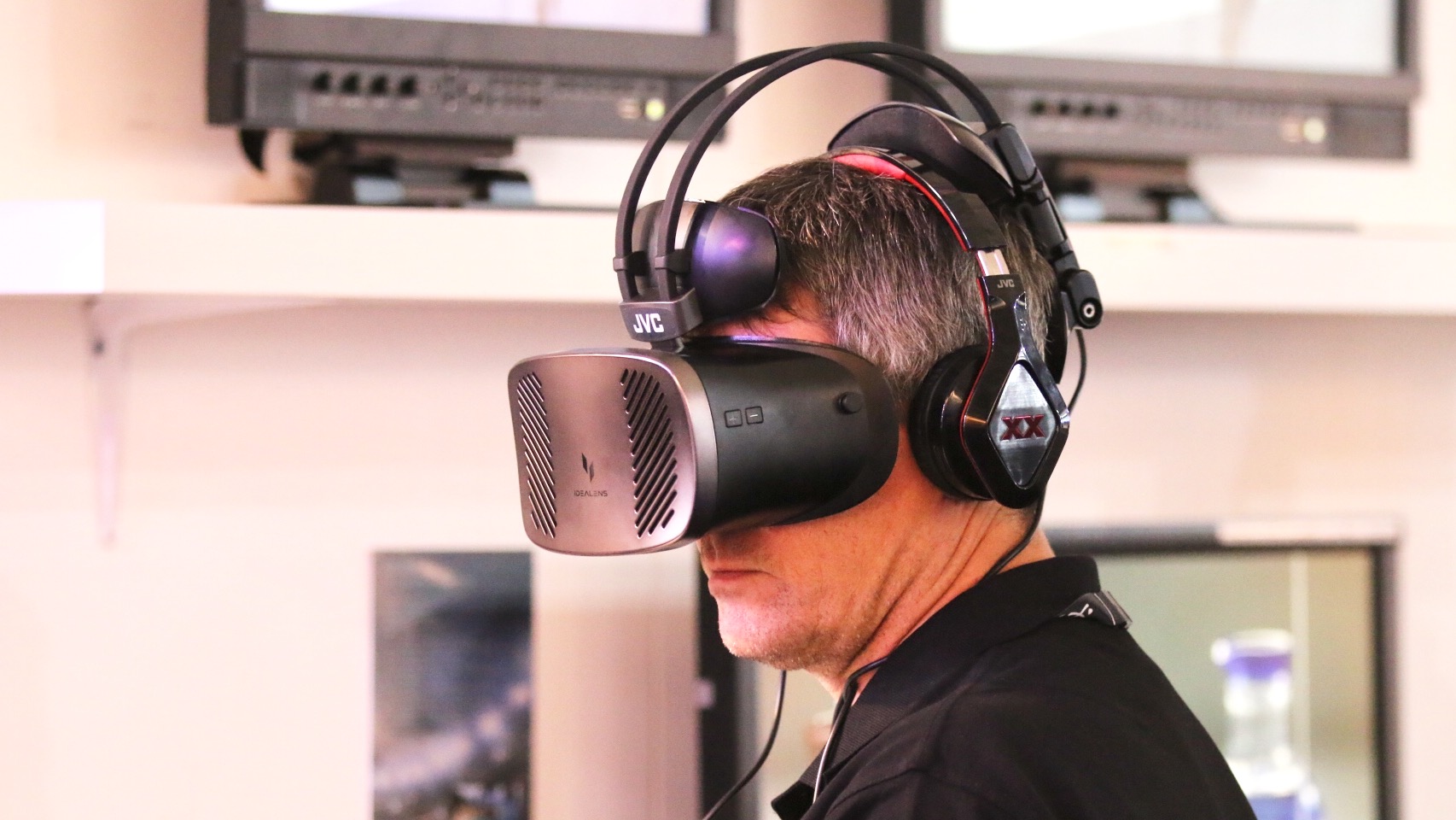 Standbouw-Augmented-reality-JVCKENWOOD-IBC