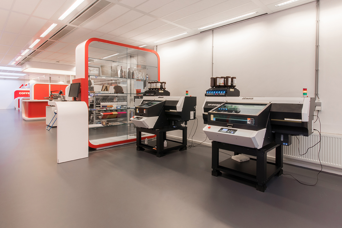 Showroom-Mimaki