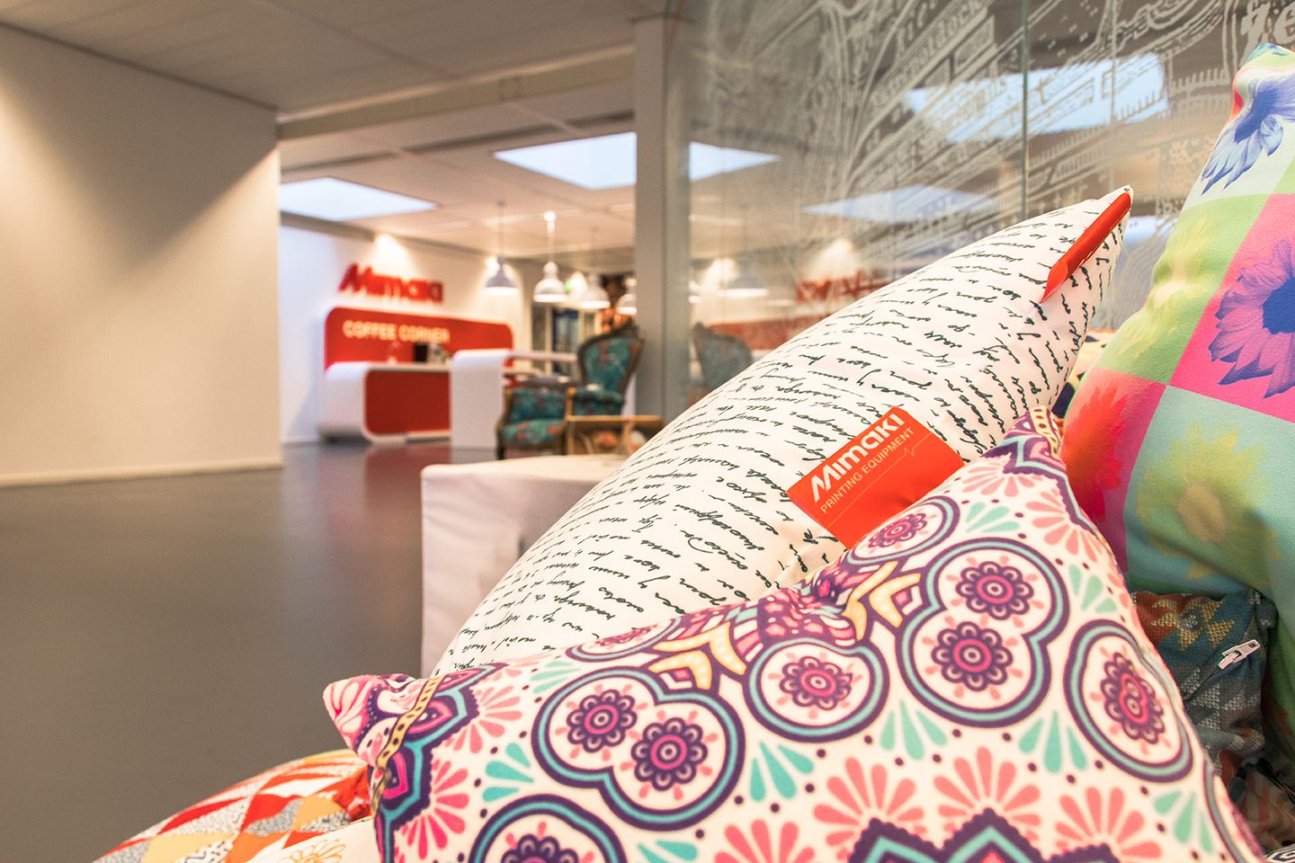 Interieurbouw-projectinrichting-Mimaki_Showroom