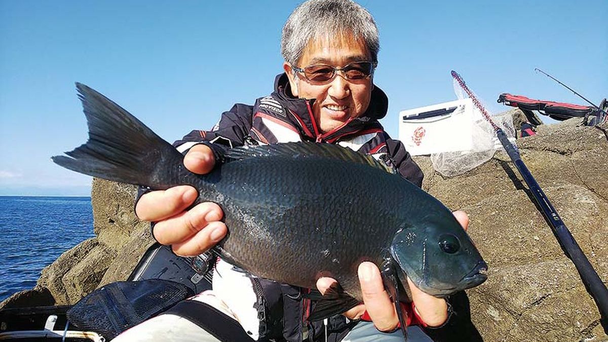 海釣り超入門 堤防から始めるメジナ ウキフカセ釣り入門 エサの買い方 服装 タックル 釣り方の基本 魚種別釣りガイド